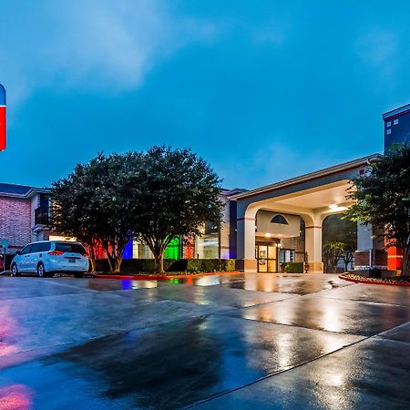 Surestay Plus By Best Western San Antonio Airport Extérieur photo