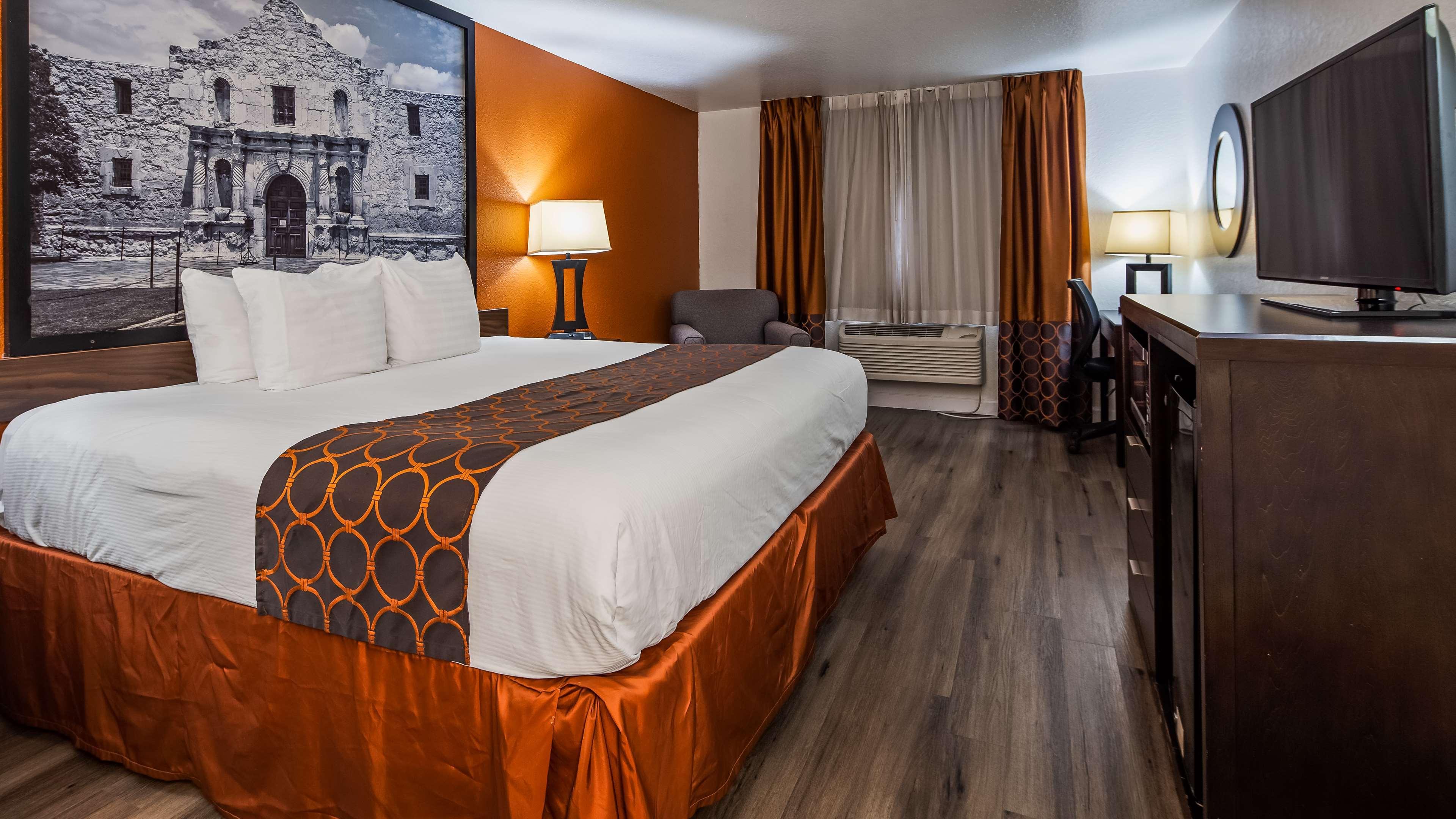 Surestay Plus By Best Western San Antonio Airport Extérieur photo