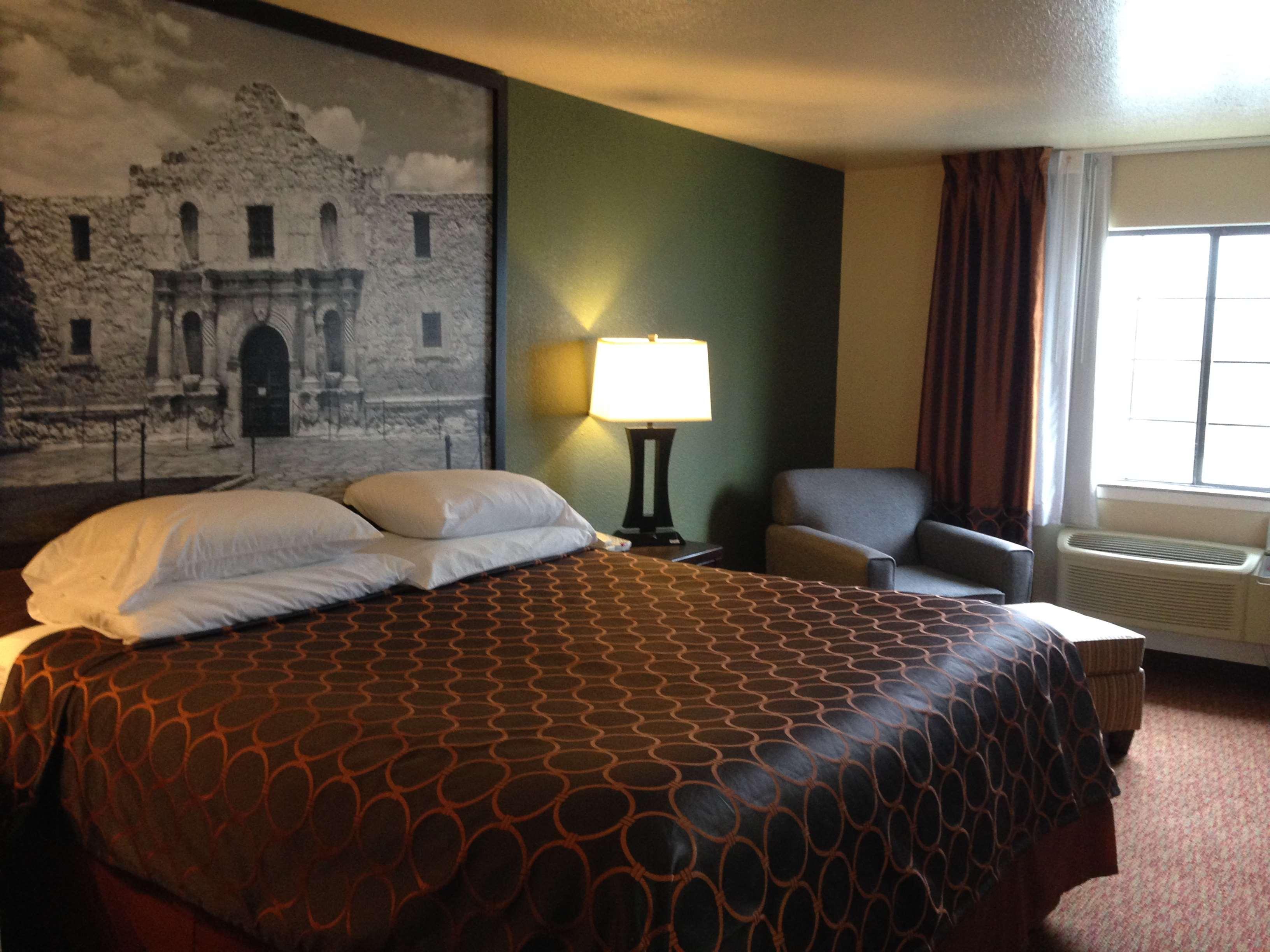 Surestay Plus By Best Western San Antonio Airport Extérieur photo