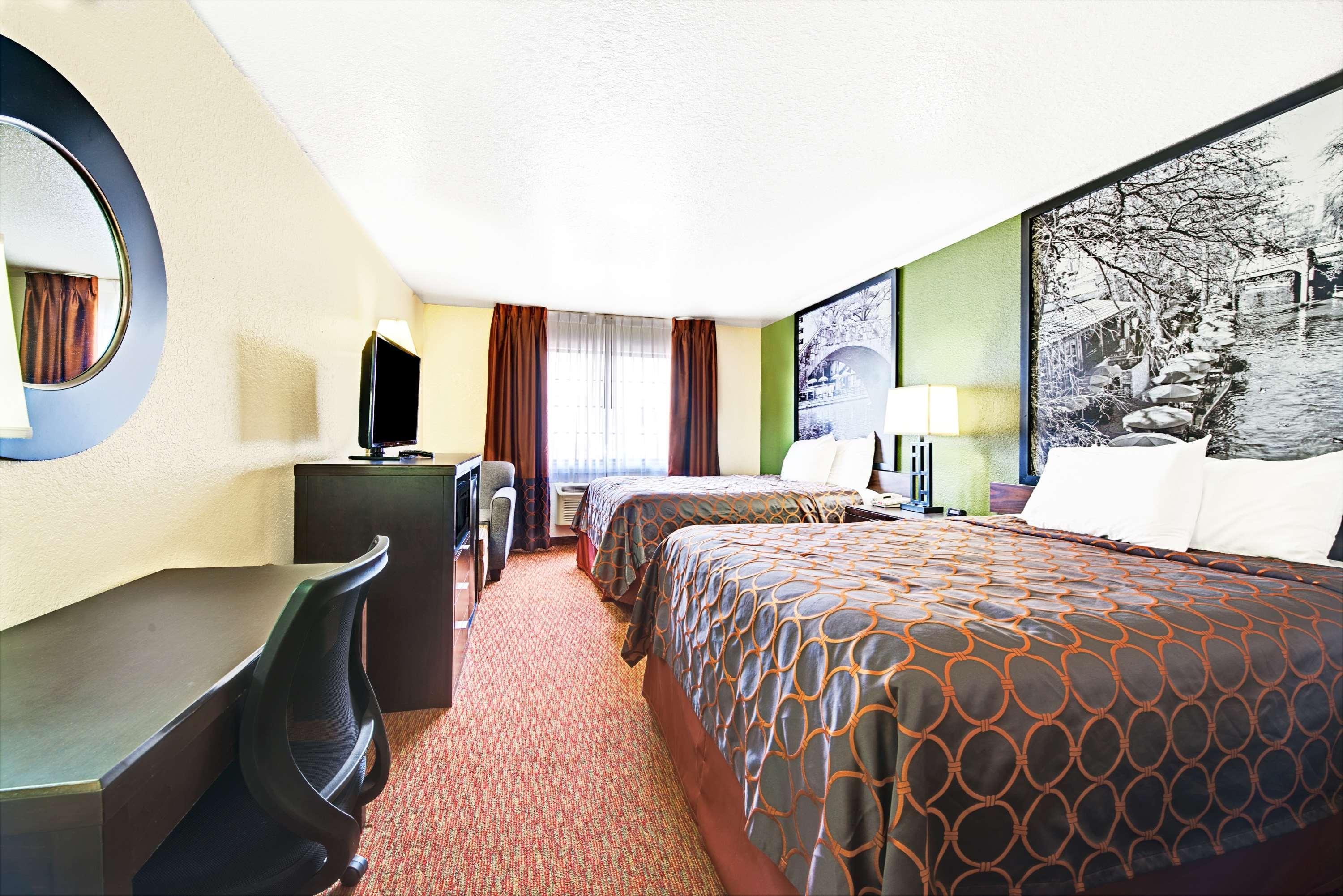 Surestay Plus By Best Western San Antonio Airport Extérieur photo