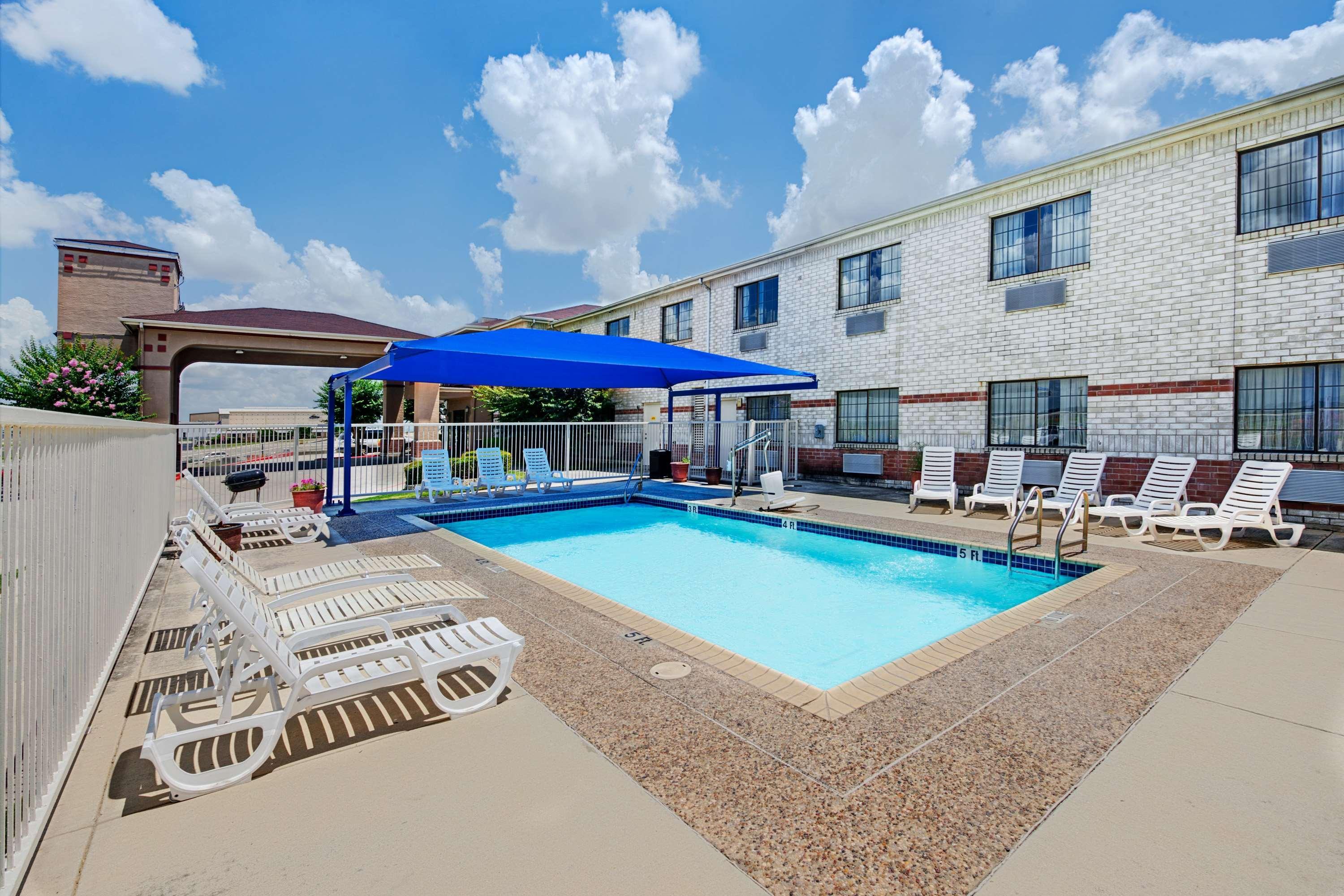 Surestay Plus By Best Western San Antonio Airport Extérieur photo